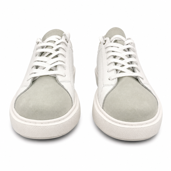Baskets en cuir blanc cassé